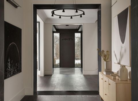 Photo 4 at 90 Arjay Crescent, York Mills, Toronto