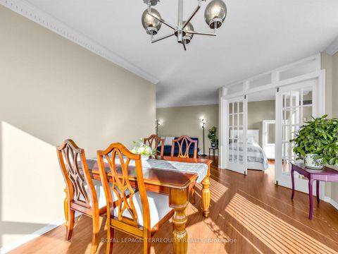 Photo 4 at 1708 - 100 Upper Madison Avenue, Westgate, Toronto