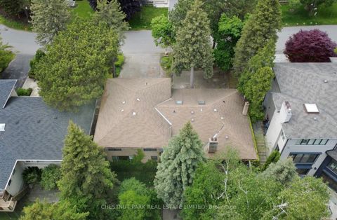 Photo 17 at 5 Stratheden Road, York Mills, Toronto