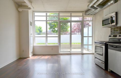 Photo 6 at 312 - 38 Joe Shuster Way, South Parkdale, Toronto