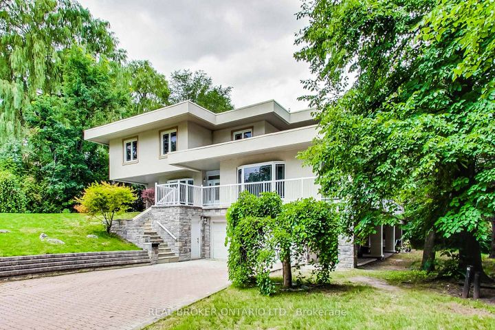 Photo 2 at 48 Silvergrove Road, Windfields, Toronto