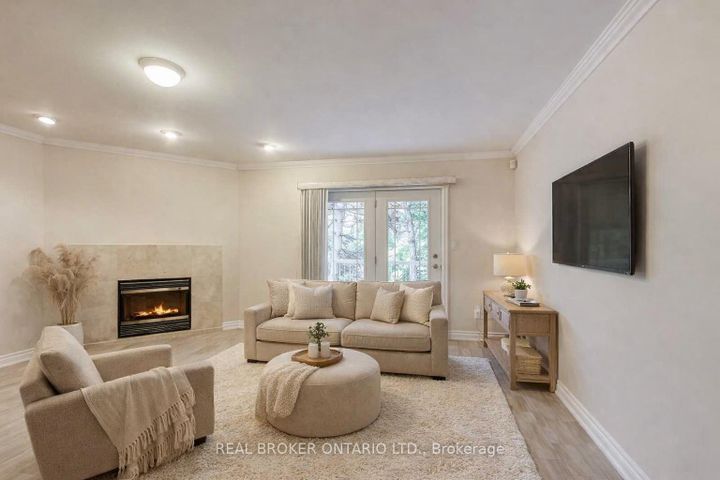 Photo 7 at 48 Silvergrove Road, Windfields, Toronto