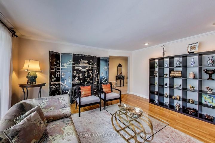 Photo 9 at 48 Silvergrove Road, Windfields, Toronto