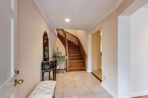 Photo 4 at 48 Silvergrove Road, Windfields, Toronto