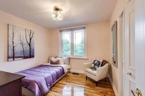 Photo 16 at 48 Silvergrove Road, Windfields, Toronto