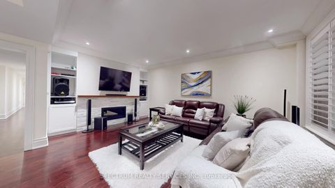 Photo 38 at 223 Lennox Avenue, Harding, Richmond Hill