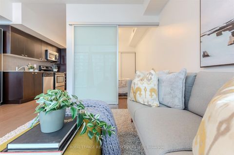 Photo 10 at 2012 - 105 The Queensway Avenue, Swansea, Toronto