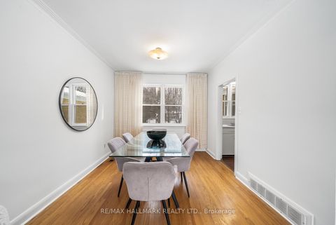 Photo 10 at 211 Newton Drive, Newtonbrook East, Toronto