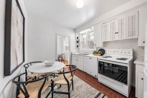 Photo 13 at 211 Newton Drive, Newtonbrook East, Toronto