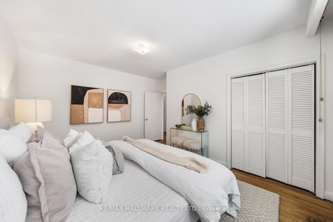 Photo 15 at 211 Newton Drive, Newtonbrook East, Toronto