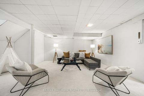 Photo 24 at 211 Newton Drive, Newtonbrook East, Toronto