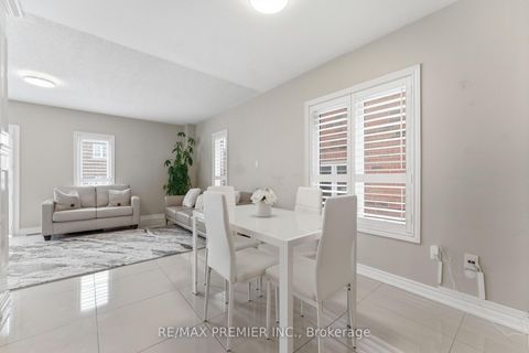 Photo 6 at 58 Martini Drive, Rouge Woods, Richmond Hill