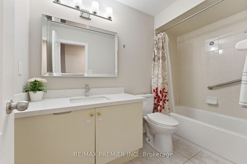 Photo 16 at 58 Martini Drive, Rouge Woods, Richmond Hill