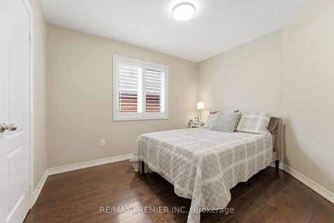 Photo 17 at 58 Martini Drive, Rouge Woods, Richmond Hill