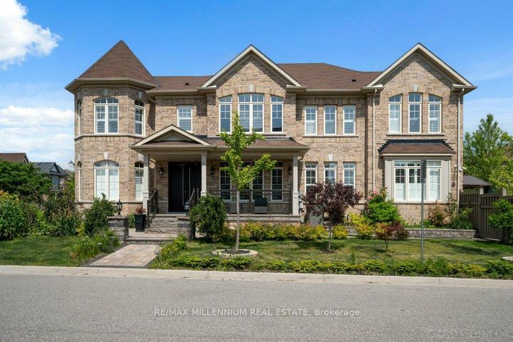 Photo 4 at 51 Kincardine Street, Kleinburg, Vaughan