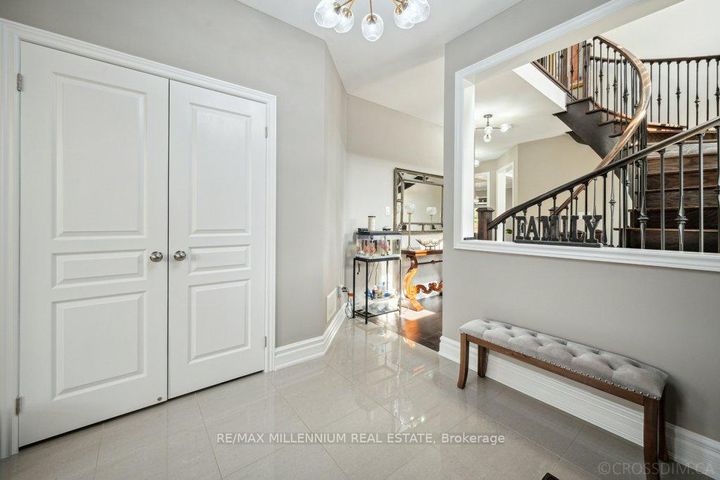 Photo 10 at 51 Kincardine Street, Kleinburg, Vaughan