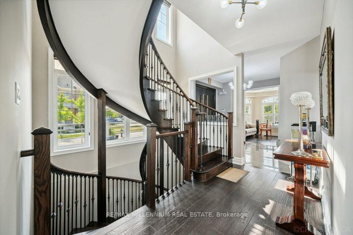 Photo 20 at 51 Kincardine Street, Kleinburg, Vaughan