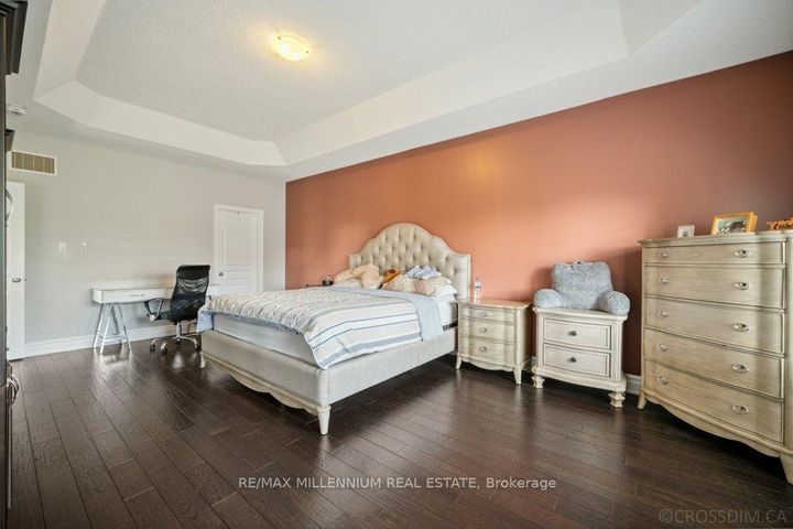 Photo 26 at 51 Kincardine Street, Kleinburg, Vaughan