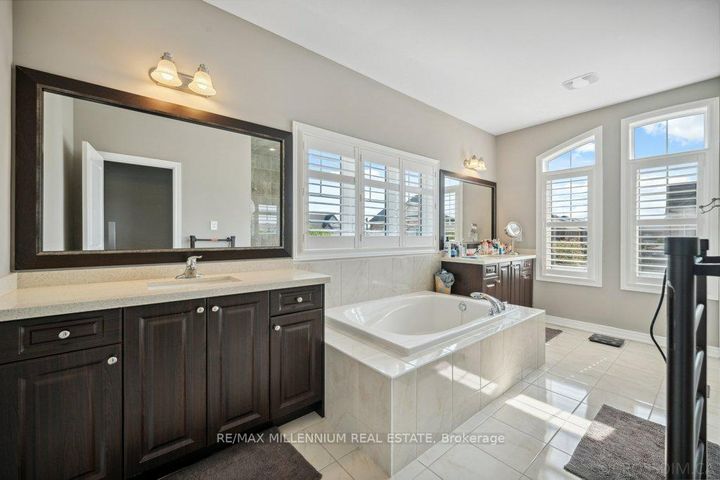 Photo 28 at 51 Kincardine Street, Kleinburg, Vaughan