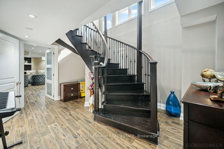 Photo 42 at 51 Kincardine Street, Kleinburg, Vaughan