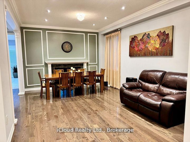 Photo 4 at 27 Tysonville Circle, Northwest Brampton, Brampton