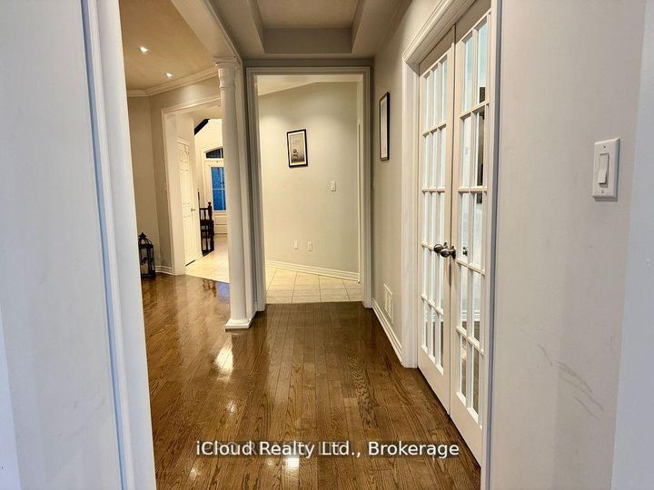 Photo 9 at 27 Tysonville Circle, Northwest Brampton, Brampton