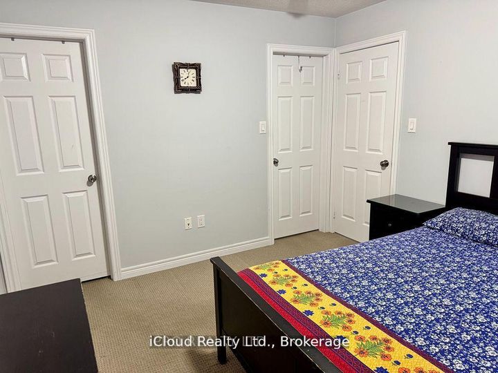 Photo 28 at 27 Tysonville Circle, Northwest Brampton, Brampton