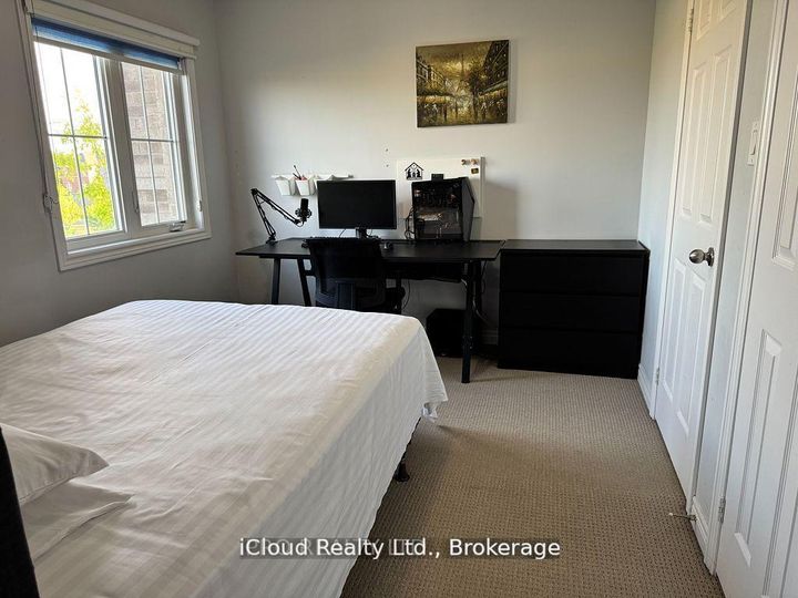 Photo 37 at 27 Tysonville Circle, Northwest Brampton, Brampton