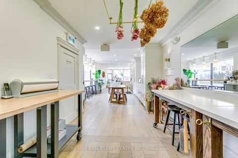 Photo 4 at 569 Crawford Street, Little Italy, Toronto