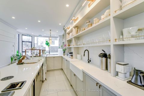 Photo 5 at 569 Crawford Street, Little Italy, Toronto