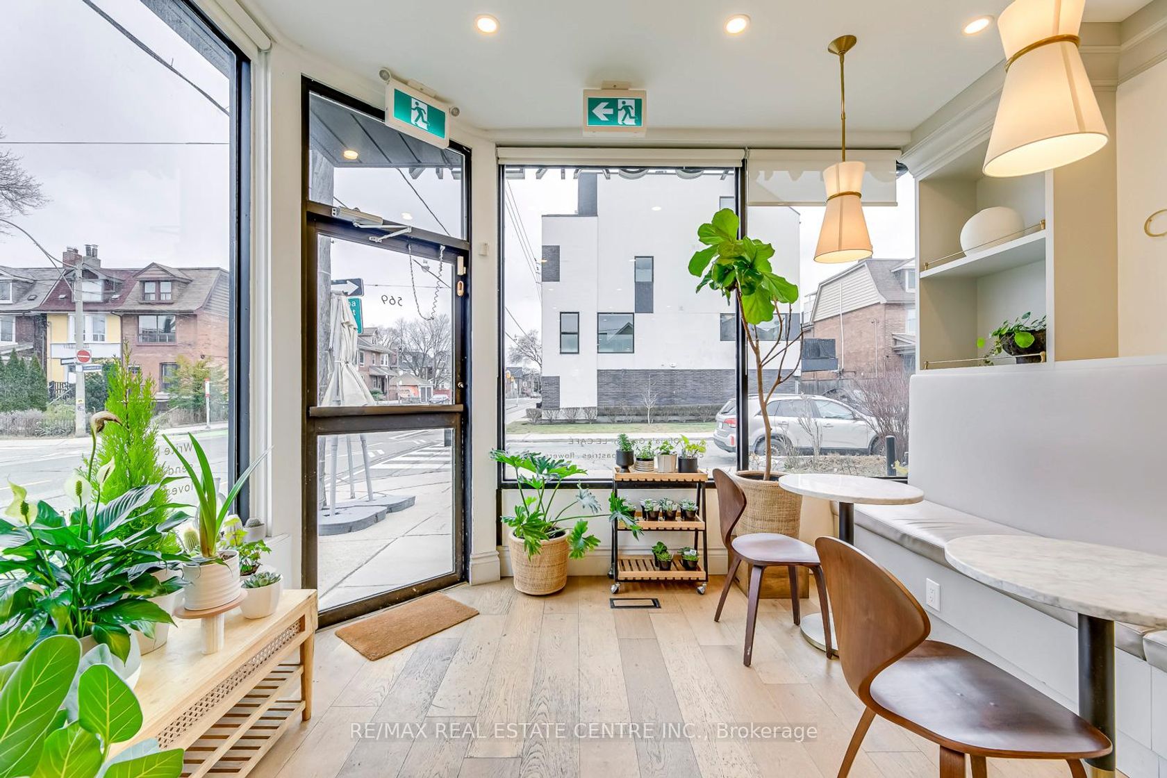 569 Crawford Street, Little Italy, Toronto photo number 2