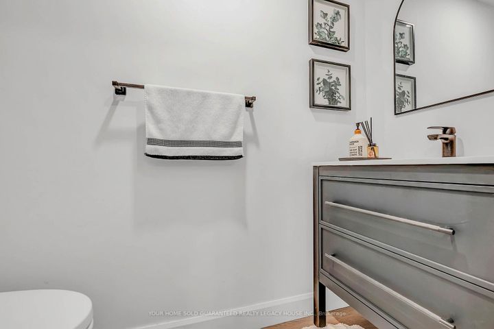 Photo 10 at 64 Natale Court, Bradford, Bradford West Gwillimbury