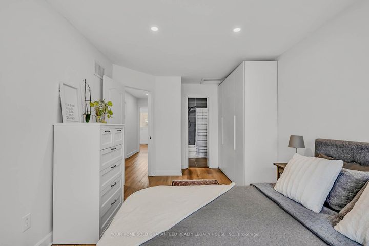 Photo 14 at 64 Natale Court, Bradford, Bradford West Gwillimbury