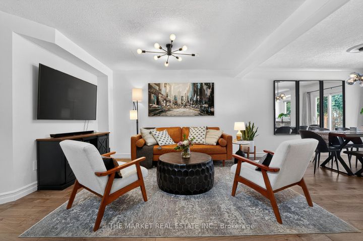 Photo 5 at 19 - 2920 Headon Forest Drive, Headon, Burlington