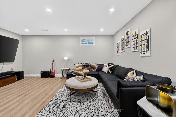 Photo 27 at 19 - 2920 Headon Forest Drive, Headon, Burlington