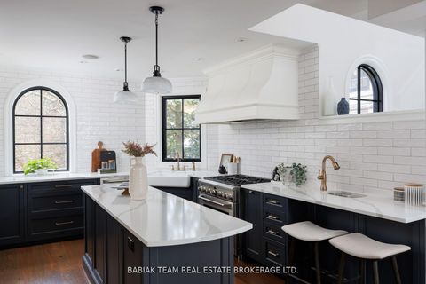 Photo 9 at 35 Baby Point Crescent, Lambton Baby Point, Toronto