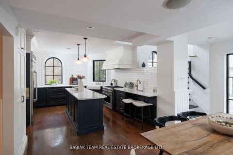 Photo 10 at 35 Baby Point Crescent, Lambton Baby Point, Toronto