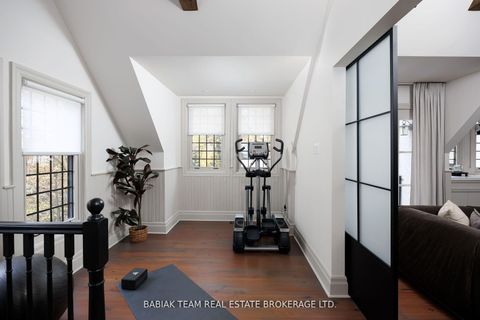 Photo 19 at 35 Baby Point Crescent, Lambton Baby Point, Toronto