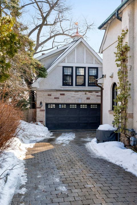 Photo 40 at 35 Baby Point Crescent, Lambton Baby Point, Toronto