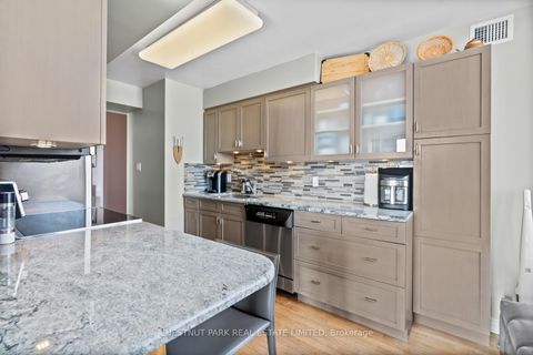 Photo 11 at 1606 - 35 Merton Street, Mount Pleasant West, Toronto