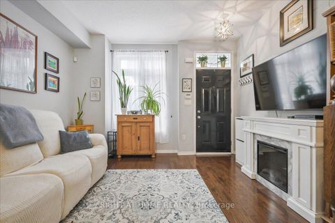 Photo 2 at TH 2 - 101 The Queensway, Swansea, Toronto