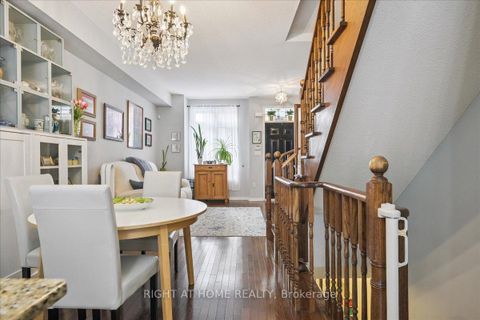 Photo 9 at TH 2 - 101 The Queensway, Swansea, Toronto