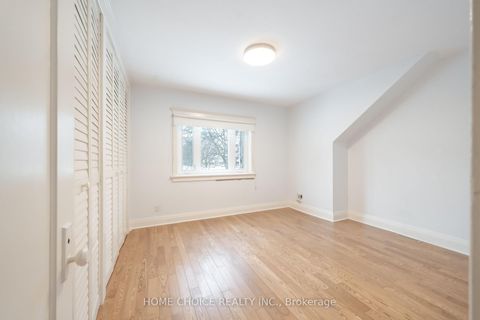 Photo 13 at 283 Ashdale Avenue, Coxwell, Toronto