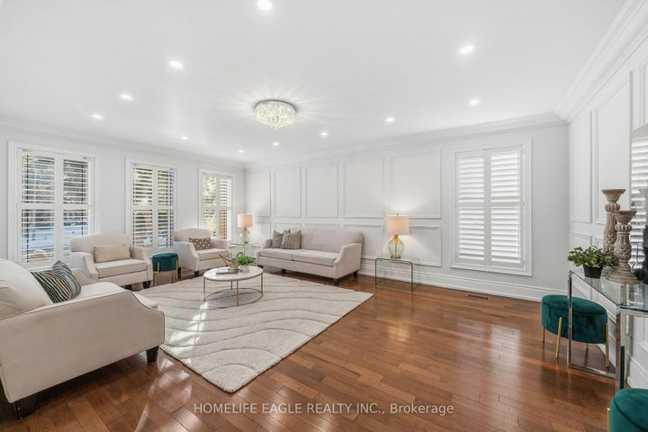 Photo 2 at 27 Dorwood Court, Islington Woods, Vaughan