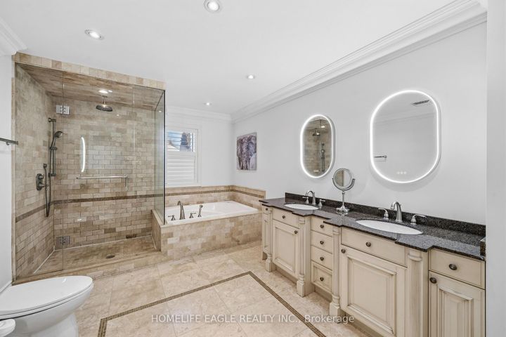 Photo 14 at 27 Dorwood Court, Islington Woods, Vaughan