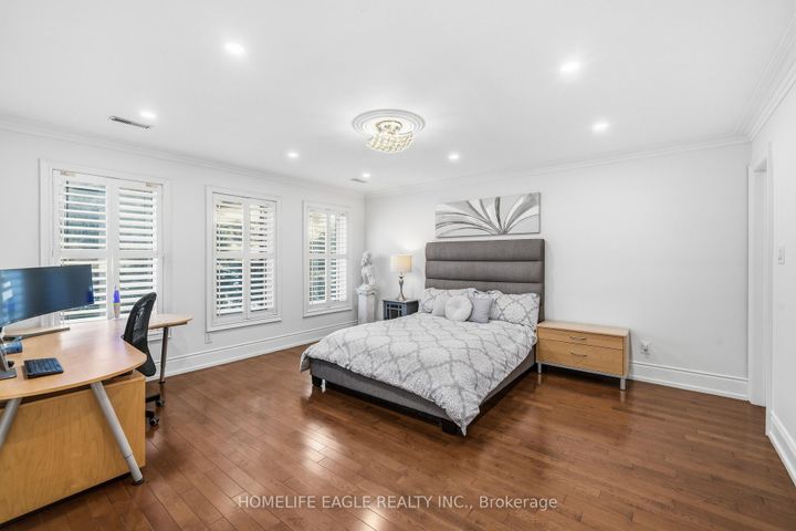 Photo 15 at 27 Dorwood Court, Islington Woods, Vaughan