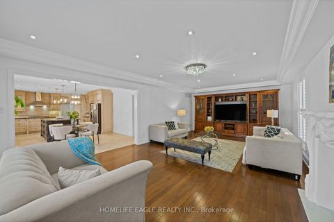 Photo 6 at 27 Dorwood Court, Islington Woods, Vaughan