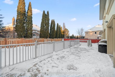 Photo 27 at 27 Dorwood Court, Islington Woods, Vaughan