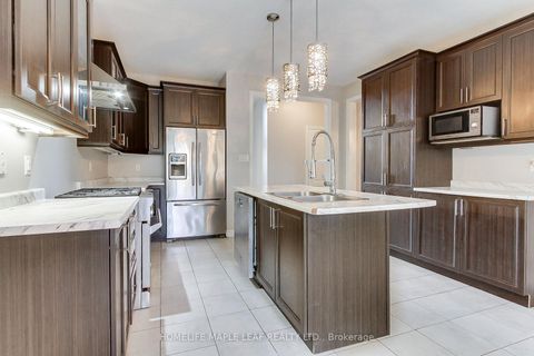 Photo 5 at 2180 Dawson Crescent, Alcona, Innisfil