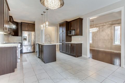 Photo 12 at 2180 Dawson Crescent, Alcona, Innisfil